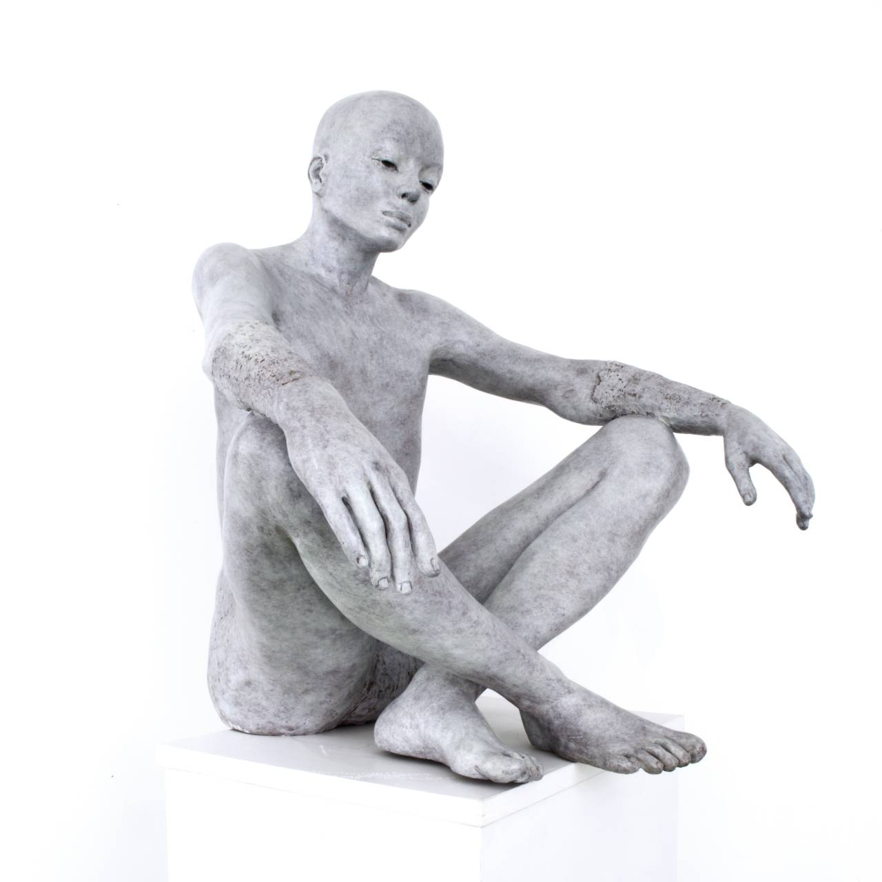 Claude JUSTAMON, A l’autre bout du monde III, Bronze patiné, 70 X 64 X 51 cm