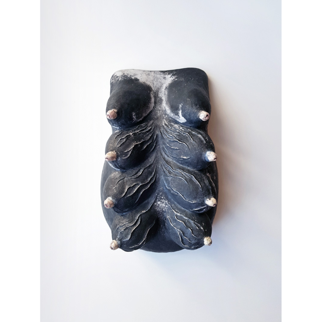 Lidia KOSTANEK, Madone noire 2, terre enfumée, 28 x 40 cm